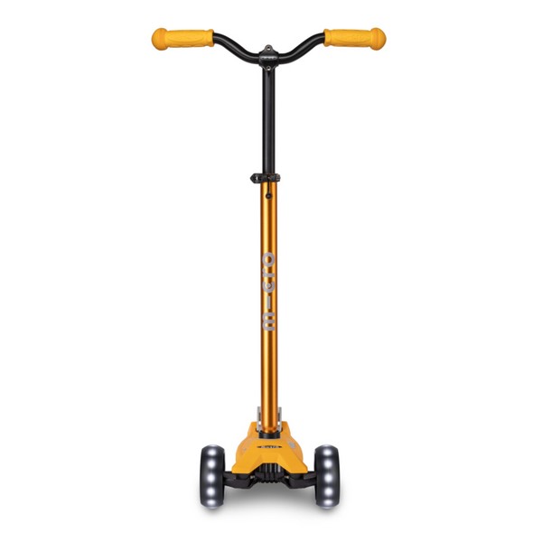Продукт Micro Maxi Deluxe Pro LED - Тротинетка - 0 - BG Hlapeta